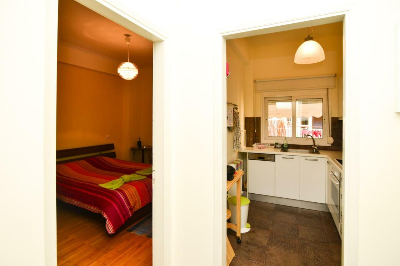 Apartament Acropolis Area 5 Minutes To The Museum And Metro Ateny Zewnętrze zdjęcie